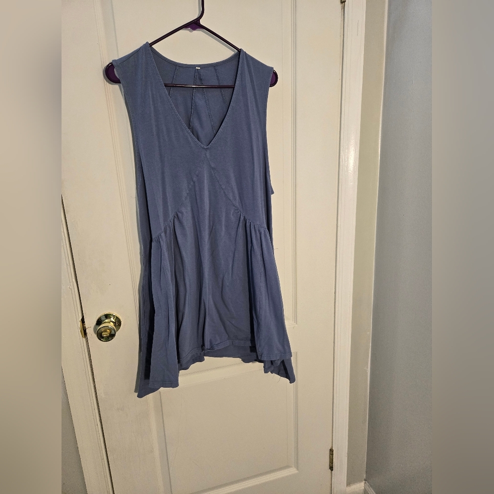 Source Unknown V-Neck Blue Tank Top